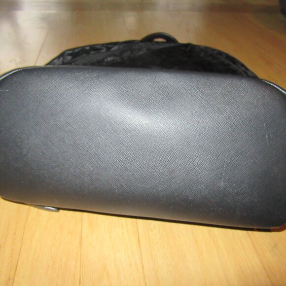 MICHAEL KORS BLACK LEOPARD BOOKBAG/BACKPACK/POCKETS/GOLD HARDWARE DETAIL! - Picture 8 of 9